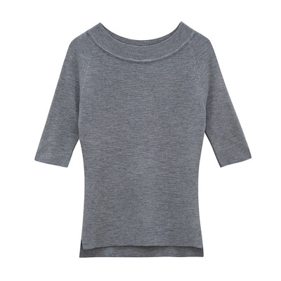 2017 autumn and winter new core yarn wild round collar collar sleeves in the solid color sweater
2017 autumn and winter new core yarn wild round collar collar sleeves in the solid color sweater