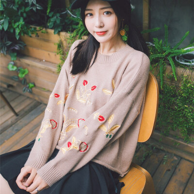 Spring and Autumn section embroidered round neck sweater shirt coat fresh and loose sets of sweaters
Spring and Autumn section embroidered round neck sweater shirt coat fresh and loose sets of sweaters