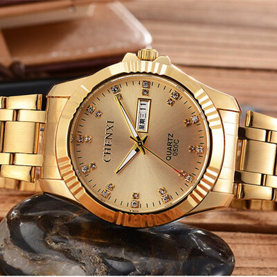 CHENXI New Brand Luxury Rhinestone Men Golden Quartz Watch Classic Calendar Wrist Watch Male Clock
CHENXI New Brand Luxury Rhinestone Men Golden Quartz Watch Classic Calendar Wrist Watch Male Clock