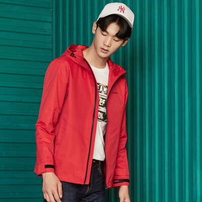 Semir (Semir) модель куртки мужских падений 2017 года черный с капюшоном ветровки открытого досуга 19057081302 Black M
Semir (Semir) модель куртки мужских падений 2017 года черный с капюшоном ветровки открытого досуга 19057081302 Black M