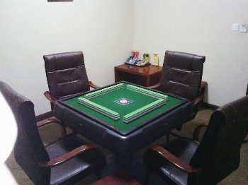 麻将桌