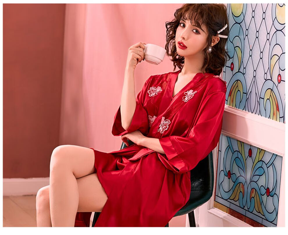 品牌: 狐狸仙 商品名称:蕾丝刺绣女士睡袍少妇睡衣胸