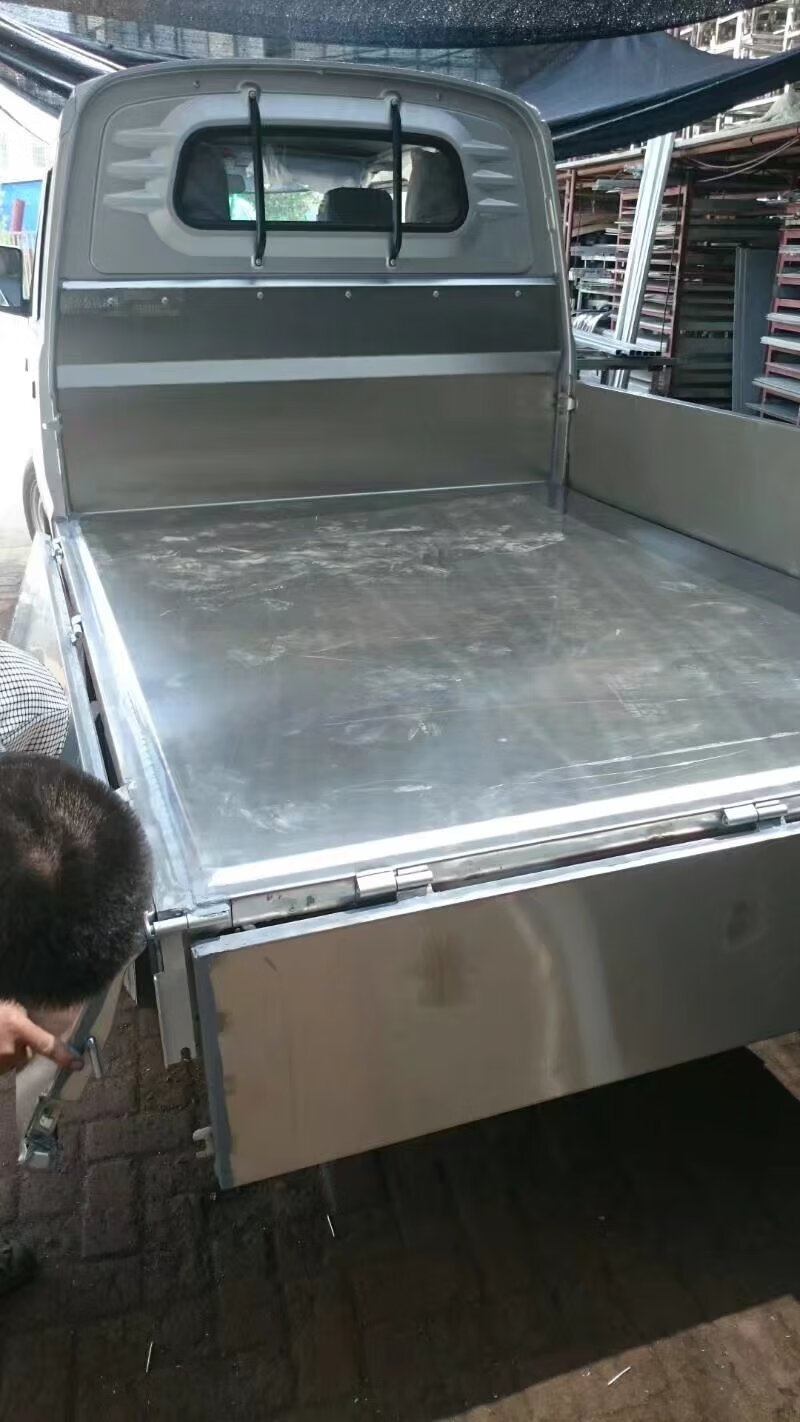 东风小康c32c31专用车厢不锈钢防滑护板镀锌护板货箱改装雪花板1 c32