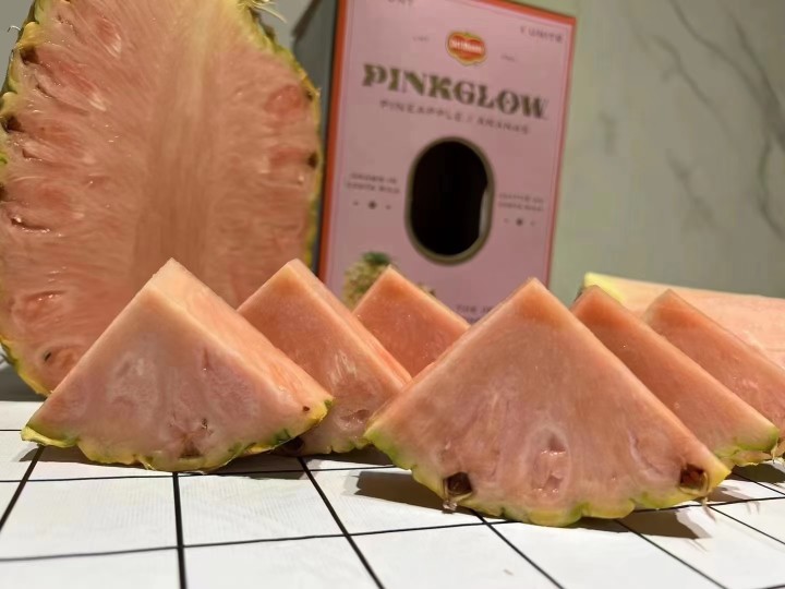 粉菠萝哥斯达黎加粉红色菠萝凤梨哥斯达黎加品种稀有粉嫩少女心超甜多