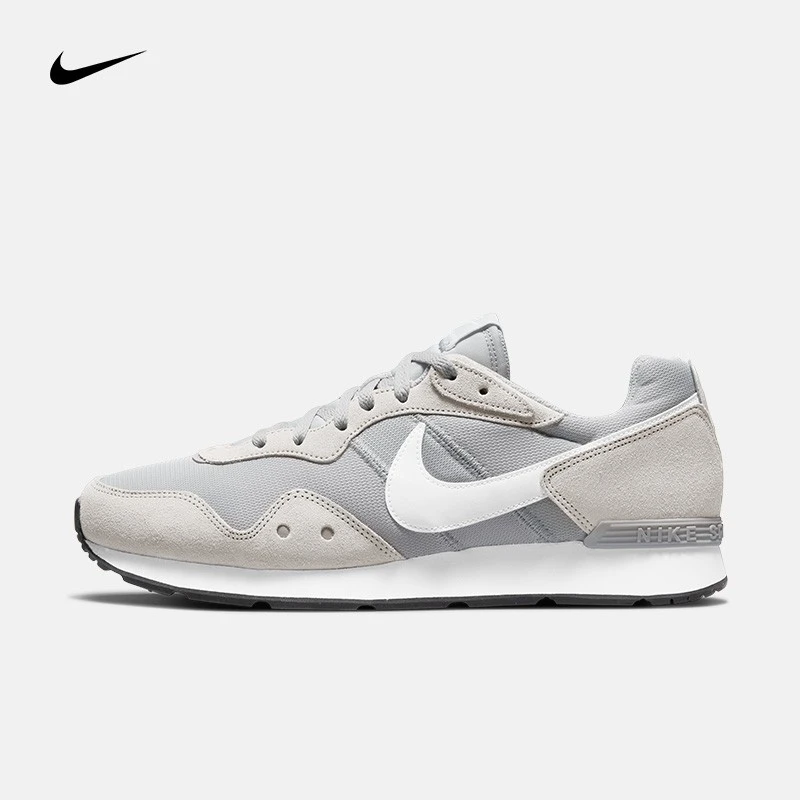 nike venture runner wide