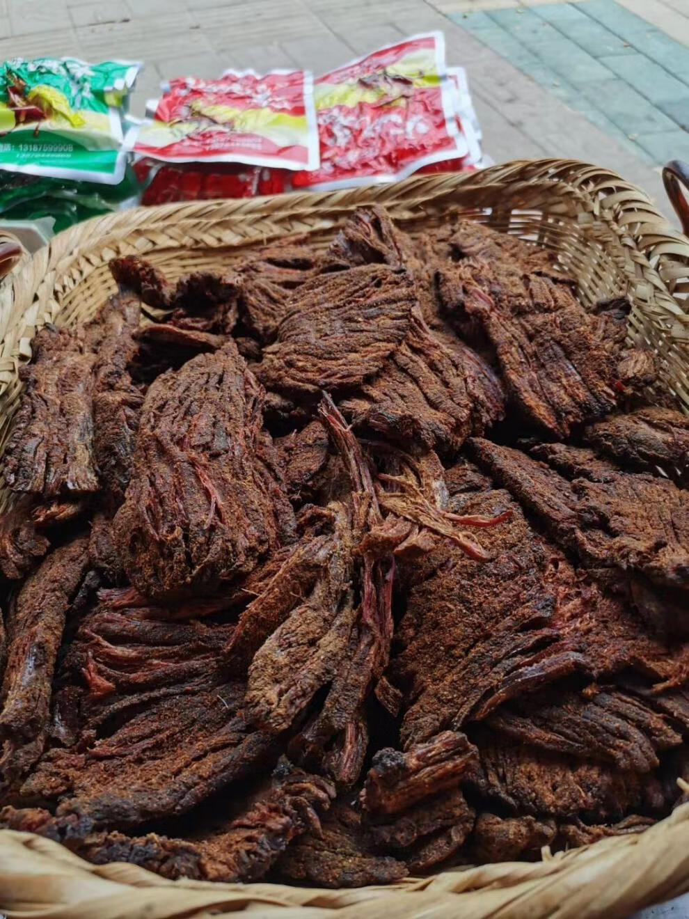 云南沧源特产火烧香酥牛干巴零食麻辣味原味干巴条散装称重火烧干巴