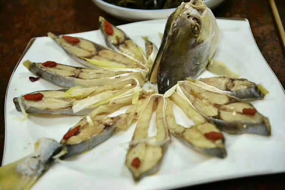 阳江特产深海渔家一夜埕鲜淡口咸鱼海鲜自晒金鲳鱼干金鲳鱼干