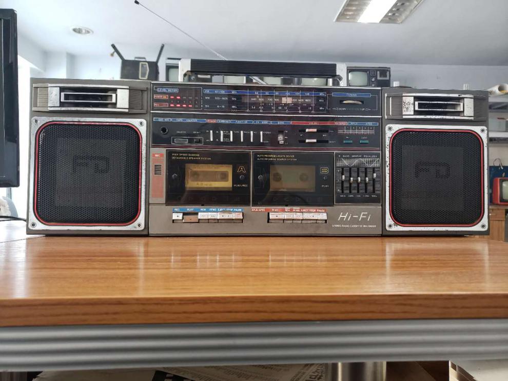 录音机磁带机老式怀旧年代80老款录音机磁带机老式经典卡带播放 银色