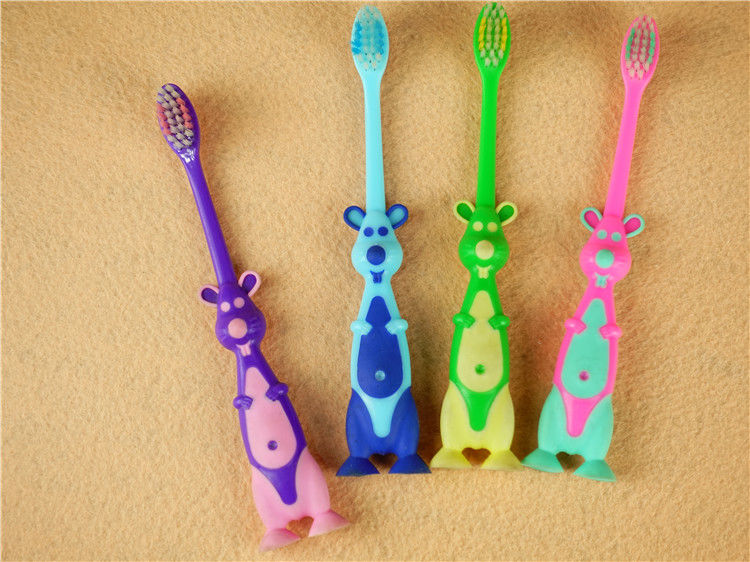软毛牙刷儿童牙刷软毛成人牙刷家庭装3-6岁6-12岁宝宝
