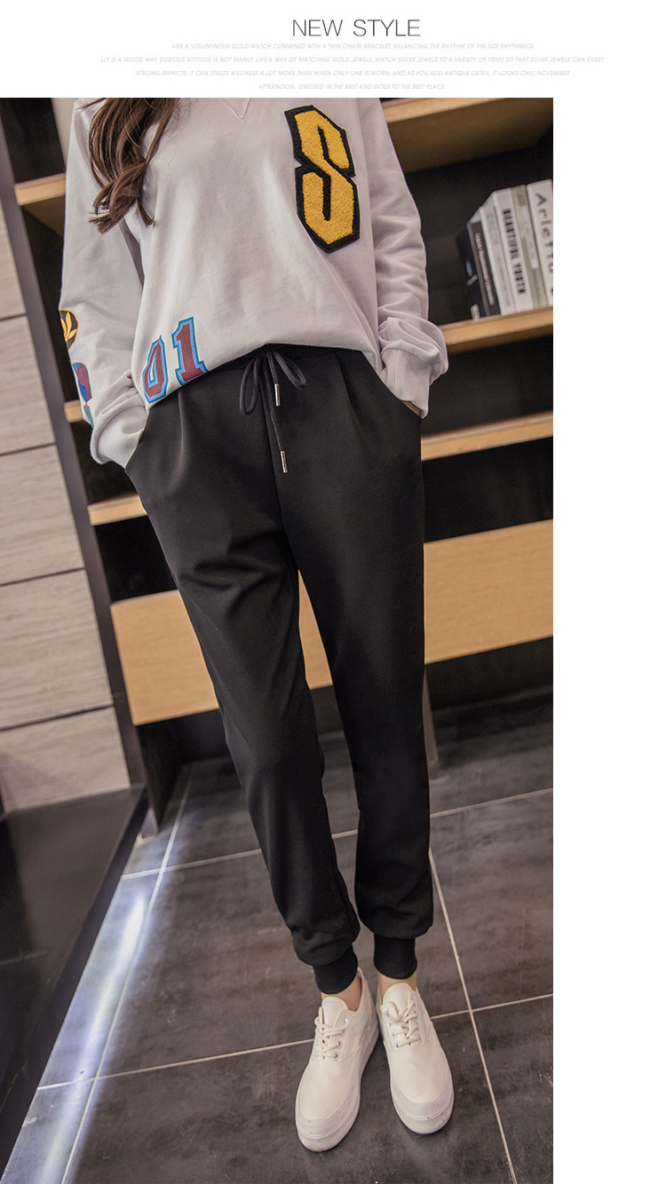 高腰修身显瘦哈伦裤女宽松休闲学生小脚九分裤可以搭配什么外套