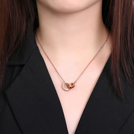 MAX/LOVE Interlocking Diamond Necklace Women's Real Diamond Double Ring Diamond Pendant Clavicle Chain Alloy Set Chain Ring Interlocking Diamond Necklace Real Diamond with Certificate of Appraisal Exquisite Packaging MAX/LOVE Interlocking Diamond Necklace Women's Real Diamond Double Ring Diamond Pendant Clavicle Chain Alloy Set Chain Ring Interlocking Diamond Necklace Real Diamond with Certificate of Appraisal Exquisite Packaging
