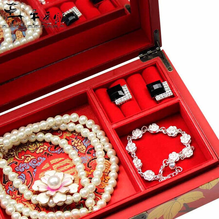 Nine-color jiucai jewelry box Pingyao push light lacquerware Hand-made collections for women’s day gifts Push light lacquer jewellery box Shanxi specialty products in full bloom with black background Nine-color jiucai jewelry box Pingyao push light lacquerware Hand-made collections for women’s day gifts Push light lacquer jewellery box Shanxi specialty products in full bloom with black background