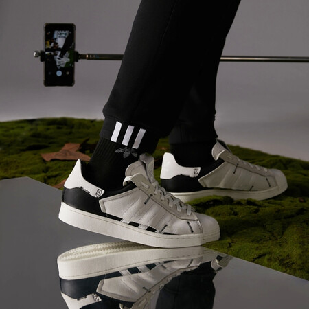adidas Adidas official website Clover SUPERSTAR WS1 Men's and Women's Shell Toe Sneakers FV3023 White/Black 42260mm adidas Adidas official website Clover SUPERSTAR WS1 Men's and Women's Shell Toe Sneakers FV3023 White/Black 42260mm