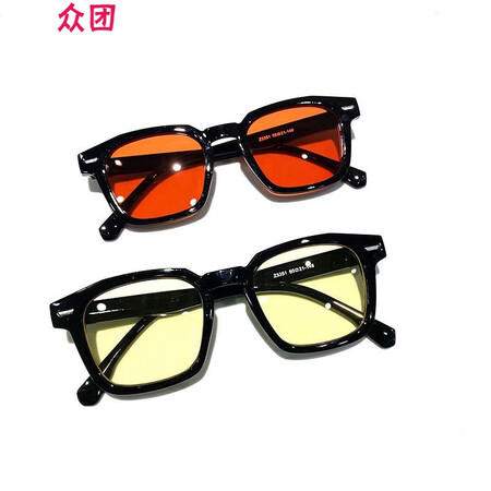 Changyin net red same paragraph square small frame sunglasses Harajuku retro ocean film color glasses fashion personality photo decoration glasses lcy black frame blue film Changyin net red same paragraph square small frame sunglasses Harajuku retro ocean film color glasses fashion personality photo decoration glasses lcy black frame blue film