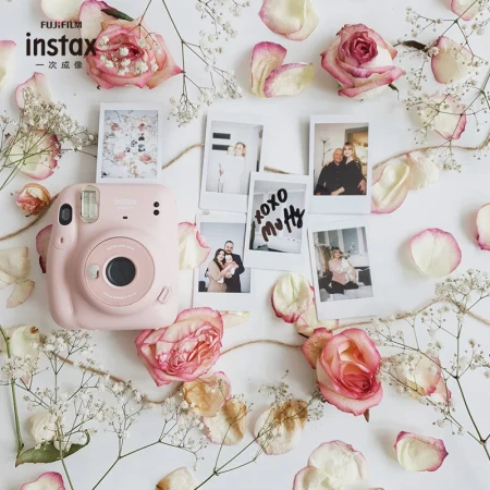 Fuji instax instant instant imaging camera mini11 exquisite gift box cherry powder with 10 sheets of photo paper Fuji instax instant instant imaging camera mini11 exquisite gift box cherry powder with 10 sheets of photo paper