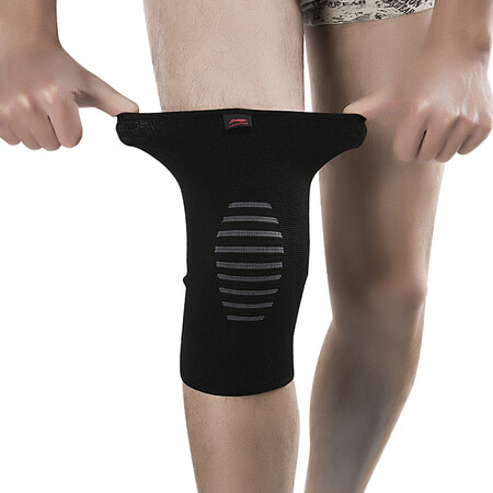 Li Ning LI-NING sports knitted breathable knee pads for men and women basketball running climbing fitness sports protective gear leggings 916-3 black single L size Li Ning LI-NING sports knitted breathable knee pads for men and women basketball running climbing fitness sports protective gear leggings 916-3 black single L size
