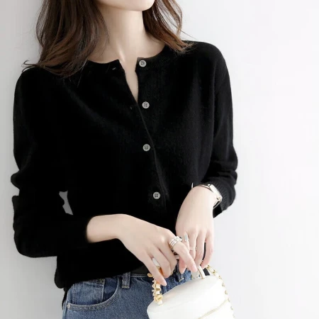 Chushen spring and autumn knitted sweater women's sweater coat bottoming shirt long-sleeved cardigan autumn and winter top SW17ZS956 black Chushen spring and autumn knitted sweater women's sweater coat bottoming shirt long-sleeved cardigan autumn and winter top SW17ZS956 black