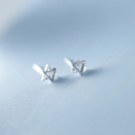 YYEU simple Korean S925 silver earrings female design sense niche temperament earrings personality net red earrings silver silver earrings a pair of main material S925 silver YYEU simple Korean S925 silver earrings female design sense niche temperament earrings personality net red earrings silver silver earrings a pair of main material S925 silver