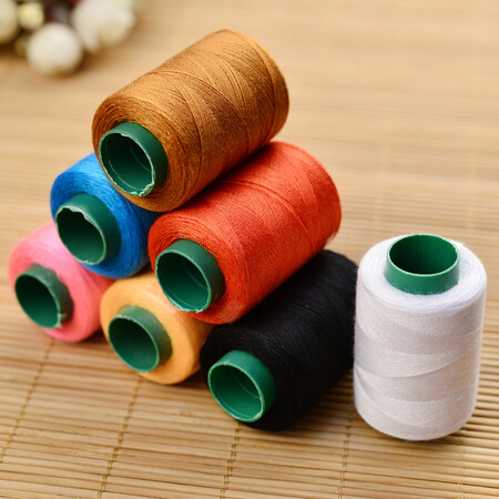 Xinqin sewing box set travel goods multi-purpose portable sewing tool box storage bag random color Xinqin sewing box set travel goods multi-purpose portable sewing tool box storage bag random color