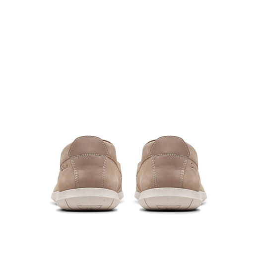 Clarks 其乐Flexway Step男鞋 一脚蹬轻便防滑通勤休闲皮鞋 淡棕色(Sand Suede) 8.5 Wide Clarks 其乐Flexway Step男鞋 一脚蹬轻便防滑通勤休闲皮鞋 淡棕色(Sand Suede) 8.5 Wide