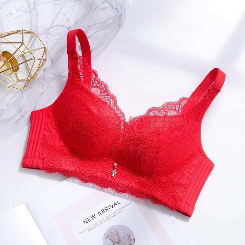 芙丹琪泰国乳胶性感内衣无痕蕾丝内衣女大小胸聚拢上托无钢圈调整型侧