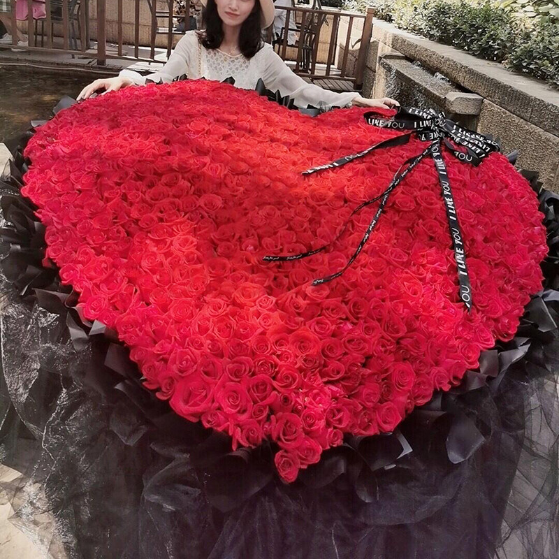 玫瑰花束重庆鲜花速递成都长沙同城生日配送花店 1314朵【浪漫大气】