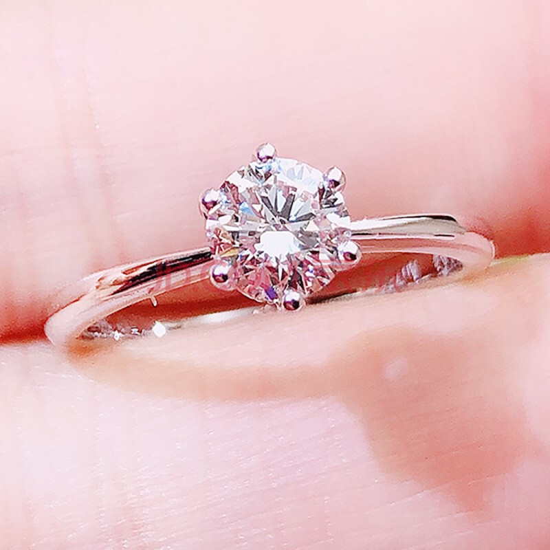 老凤祥同款钻戒50分钻石女戒1克拉钻石戒指经典六爪订婚求婚戒指 f-g