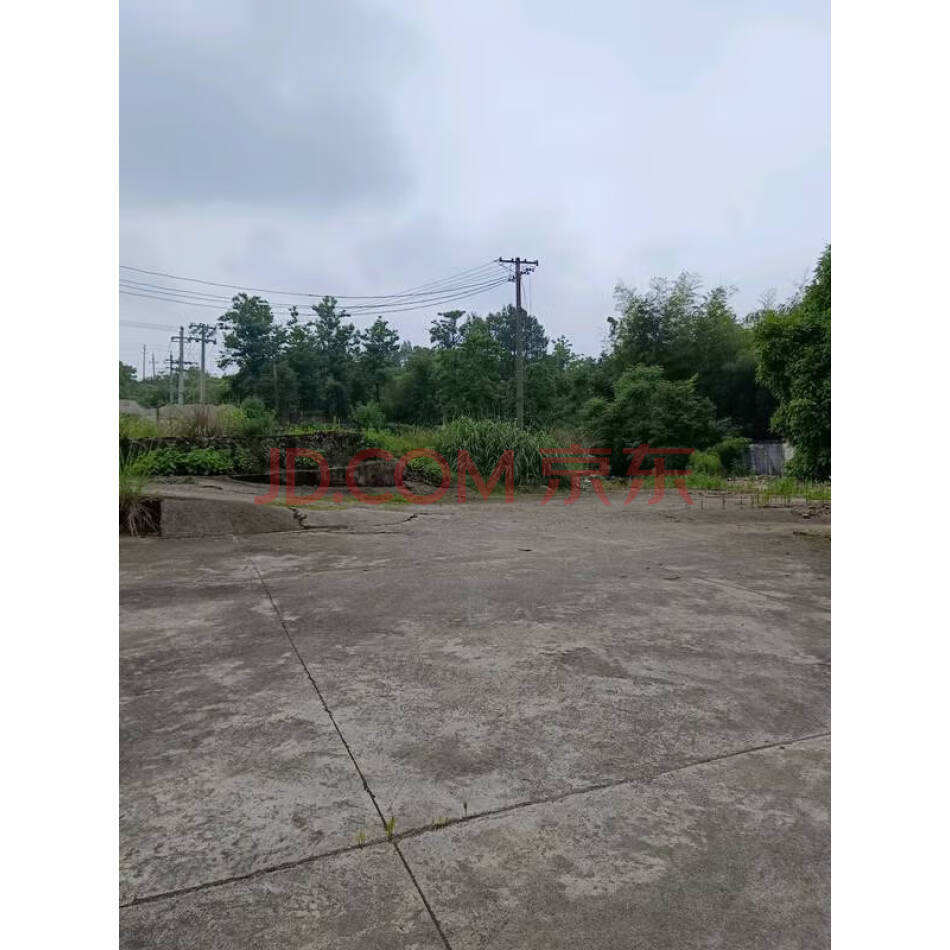 位于浏阳市三口乡六碓村土地一宗及地上附着物
