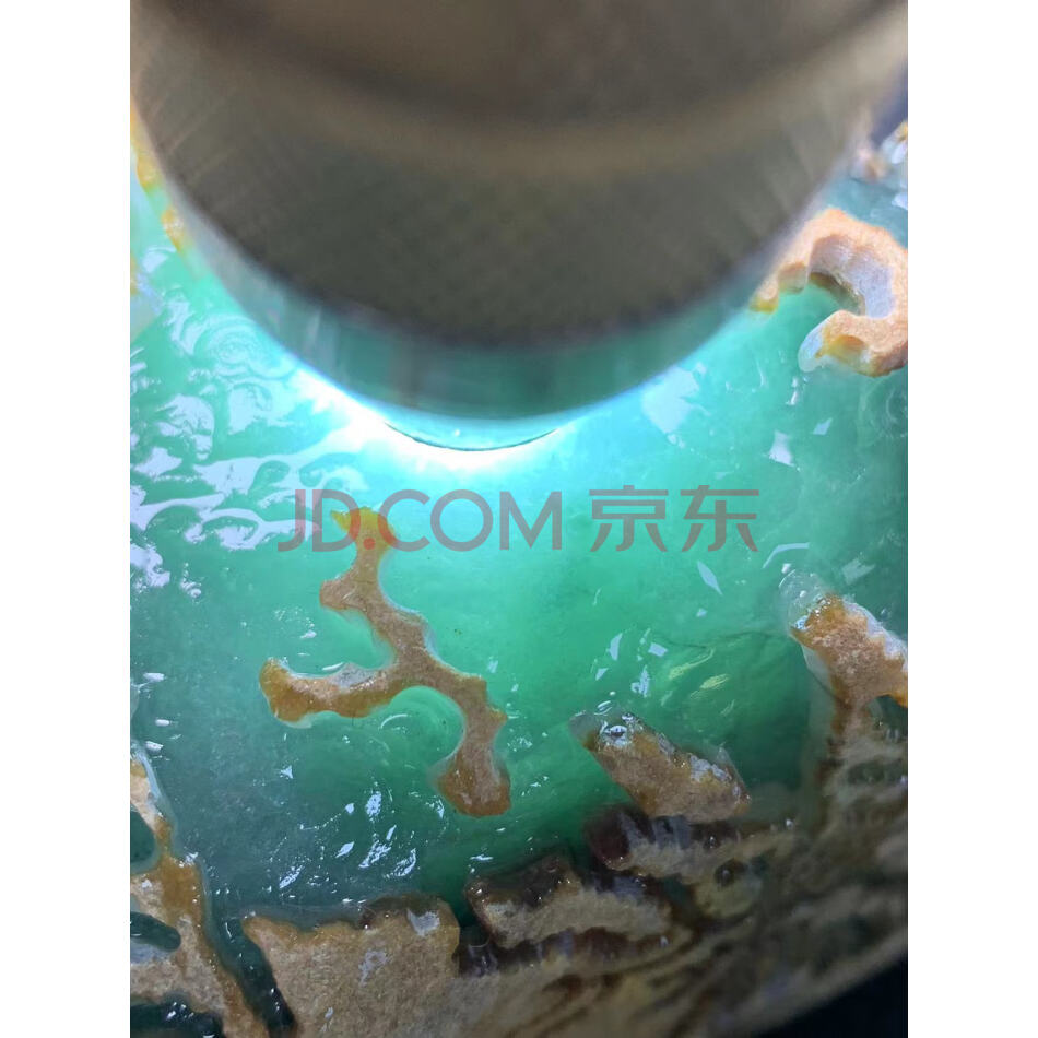 标8：罚没缅甸天然翡翠原石一件，大马坎场口，重量1.04公斤