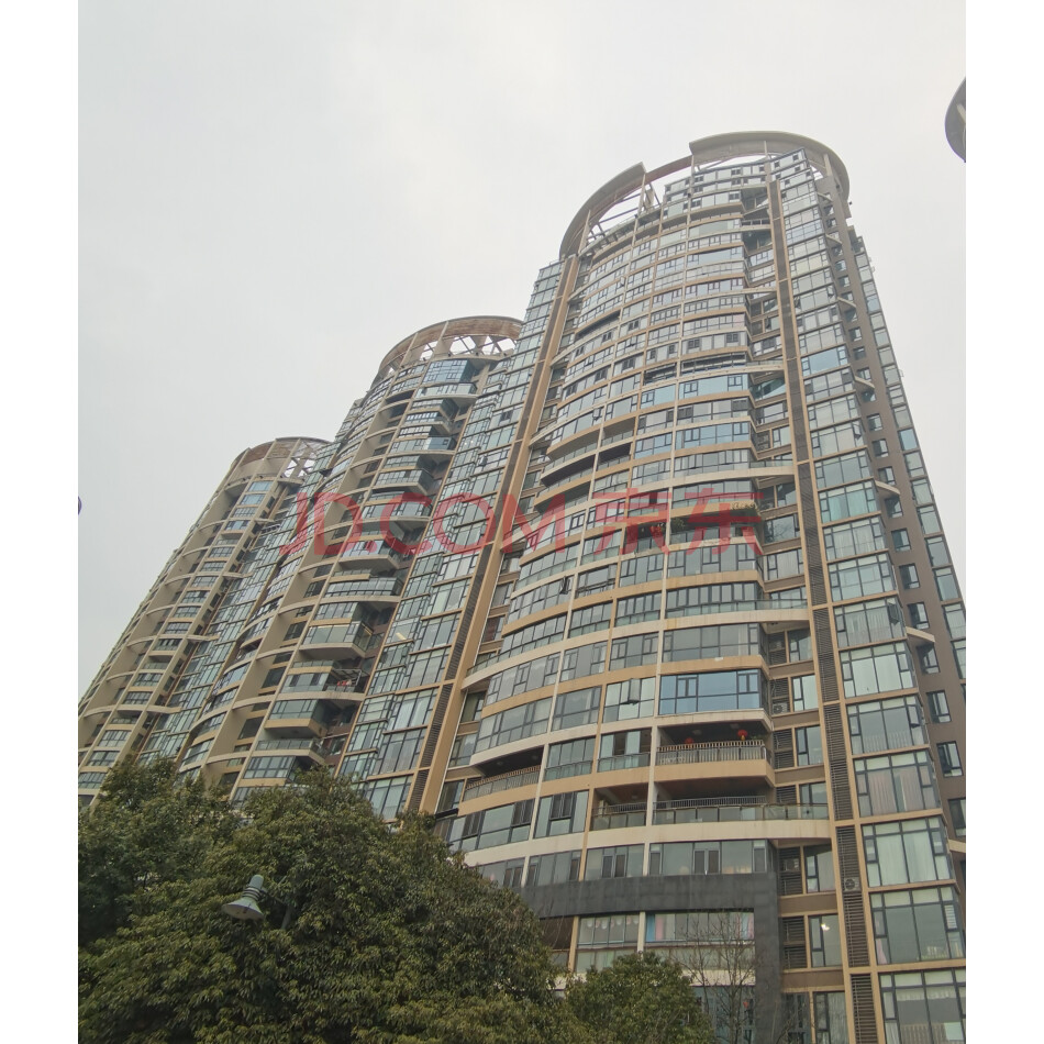 【第1次拍卖】湖南省长沙市开福区洪山路188号藏珑湖上国际花园3-3栋2702