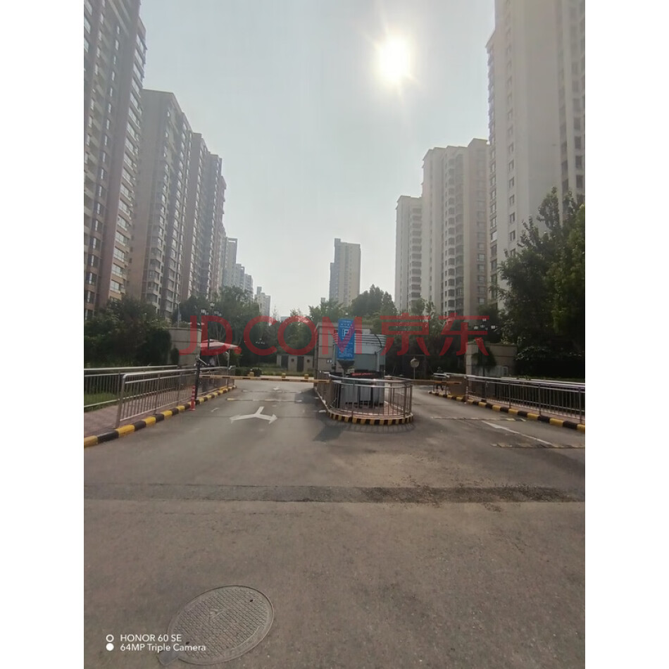 天津市南开区水上公园西路南段东侧奥城31号楼2门1003、1004