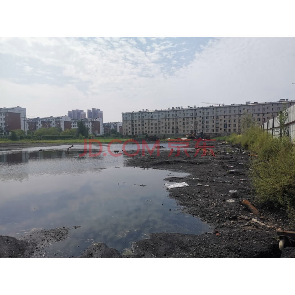 营口市西市区平安路西规划路北原华福集团的土地使用权，土地面积109837平方米