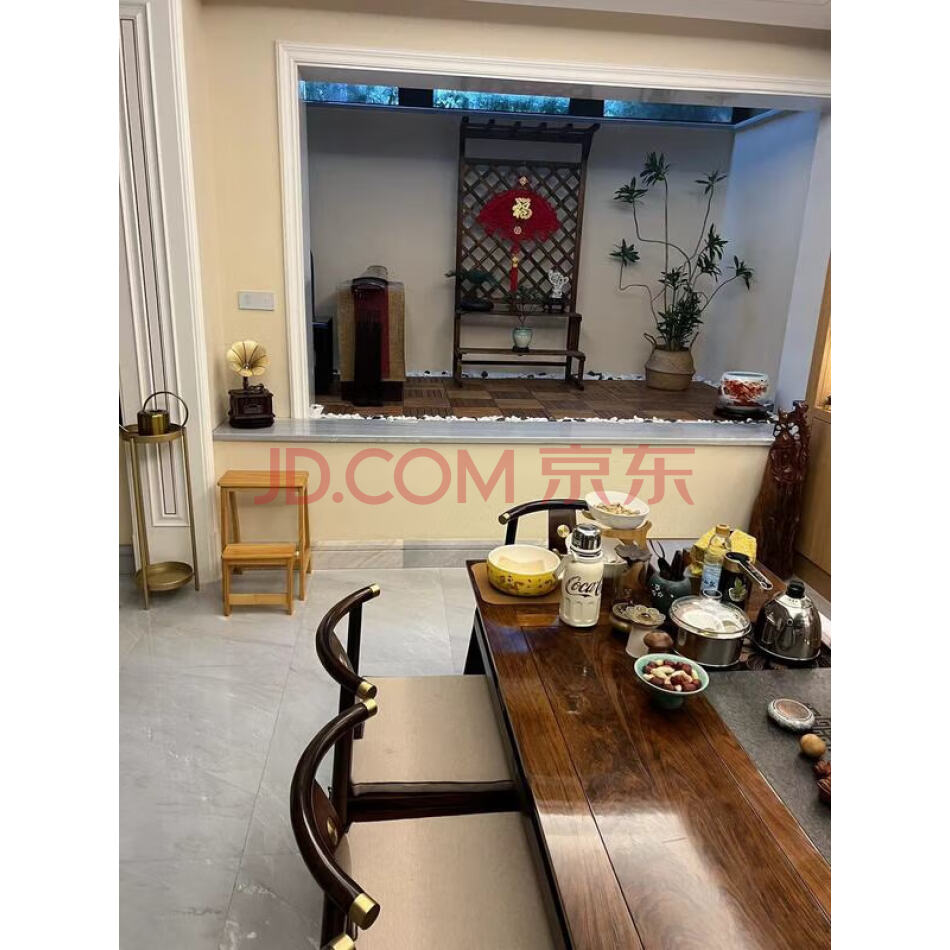 南昌市红谷滩新区学府大道1号新地阿尔法小区2&3期23#住宅楼-102室