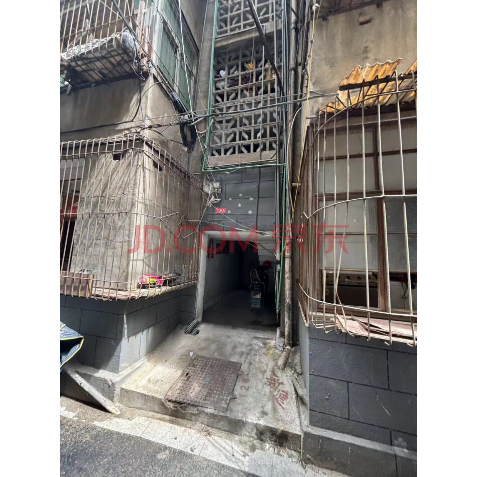 长堎镇长征路百商栋西单元五层西套