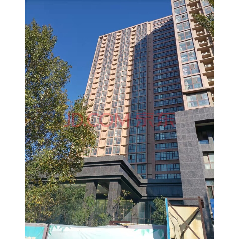 位于盘锦市兴隆台区惠宾街北辽河路东万豪国际酒店公寓64套房屋整体拍卖