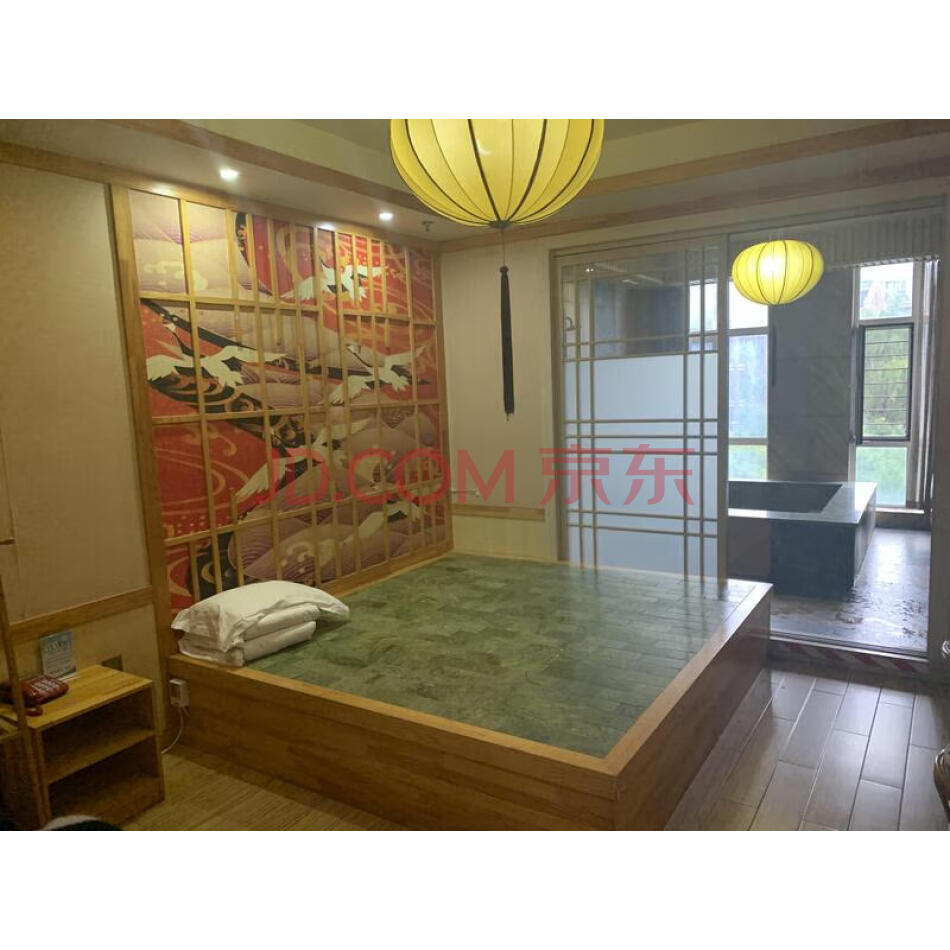 营口市鲅鱼圈区熊岳镇温泉城W8号楼东1号房屋