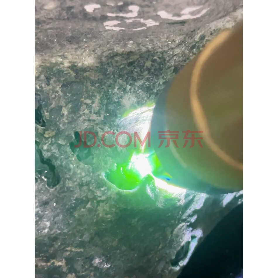 JDHHRL13 缅甸天然翡翠原石一件 重量2公斤