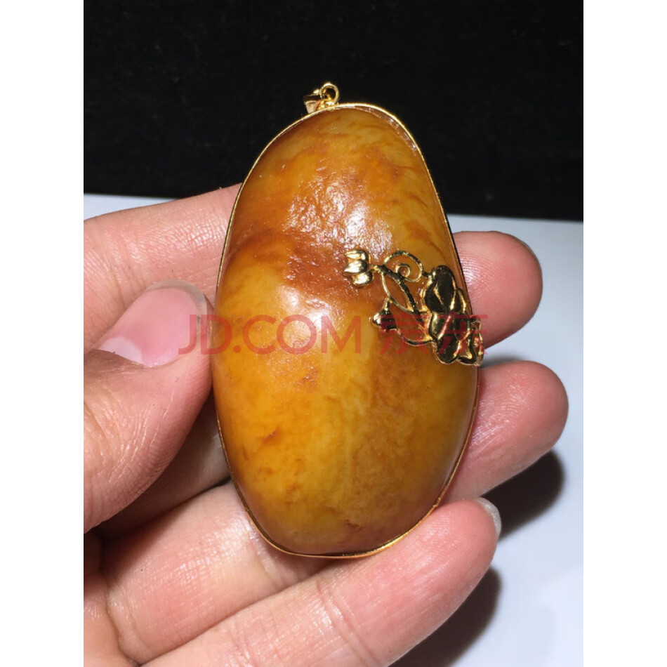封LJDB1524:67和田玉籽料银溜金镶嵌黄皮白肉籽料原石3挂件