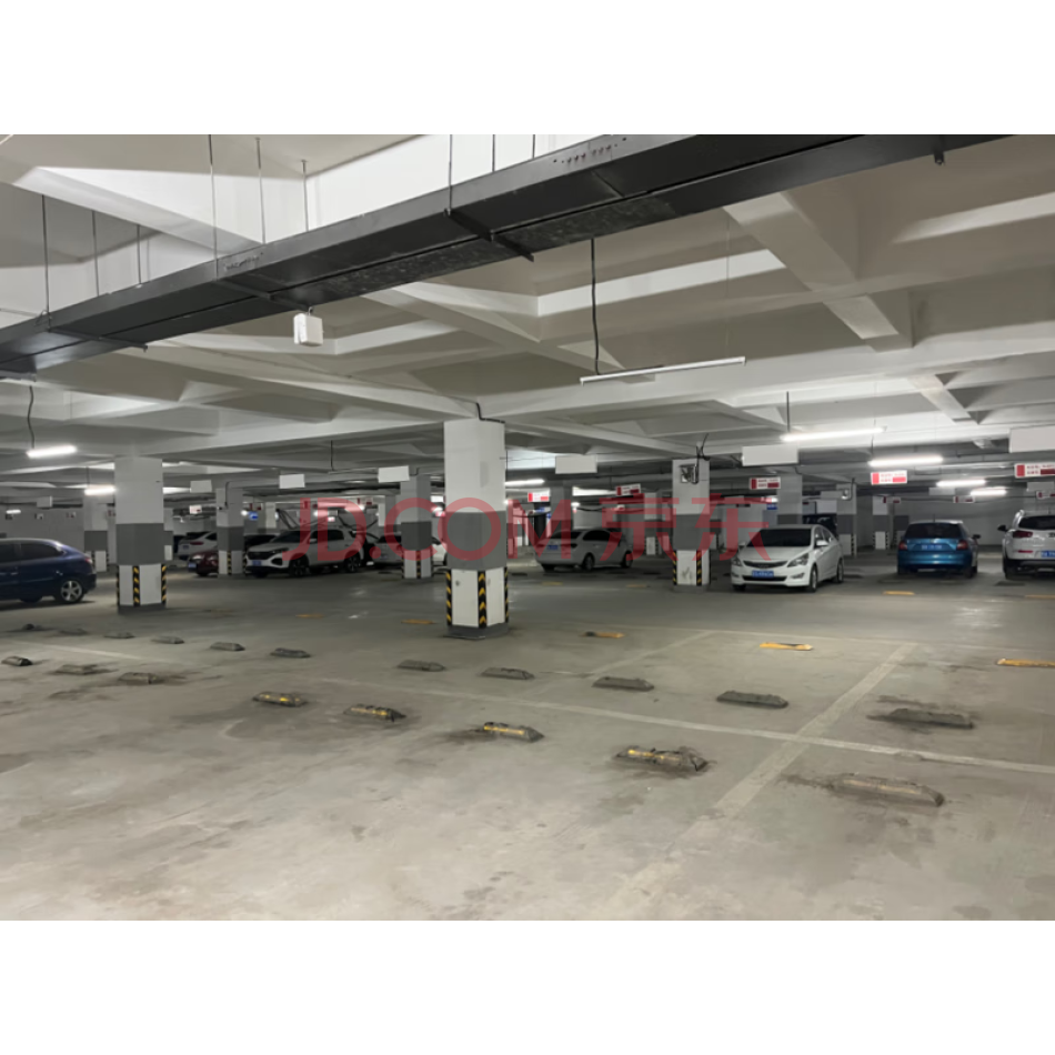 山东省济南市莱芜区隆福星河城小区三期地下停车位3区3-066