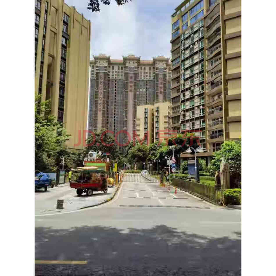 珠海市香洲区吉大情侣南路158号（海愉半岛花园）2栋2单元1106房