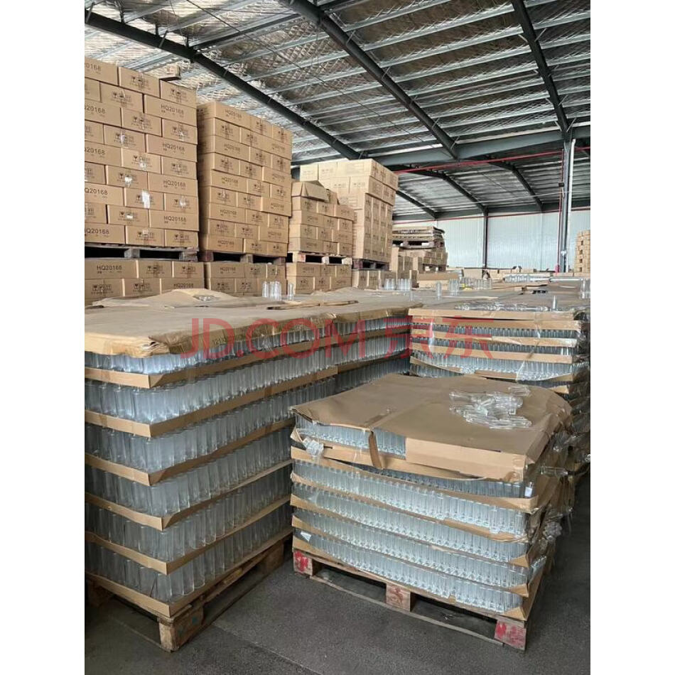 玻璃瓶、光瓶、模具、纸箱、角铁、模具架板及一批办公家具、电子设备