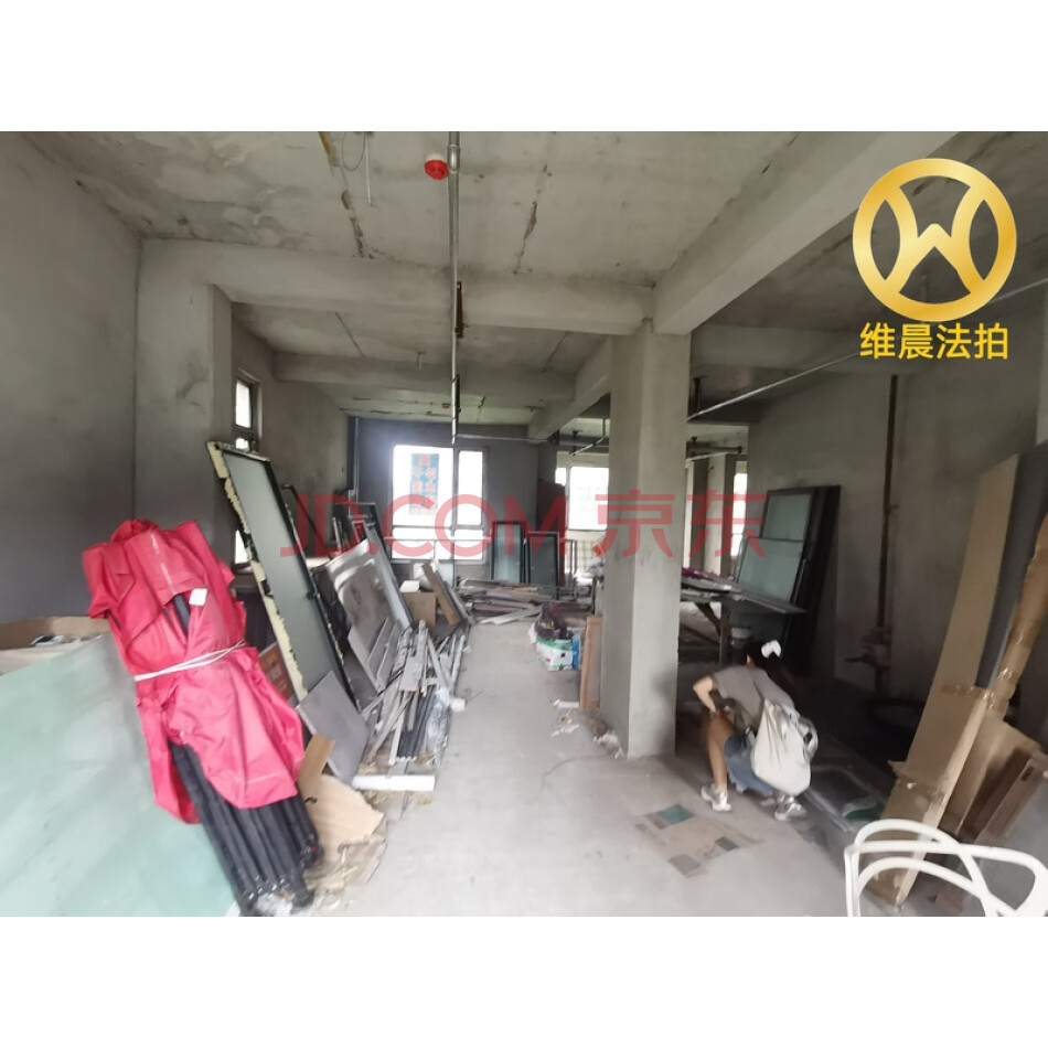铁岭市昌图县昌图镇北街47组400幢首席府邸3号楼1-2号，建筑面积305.0平方米