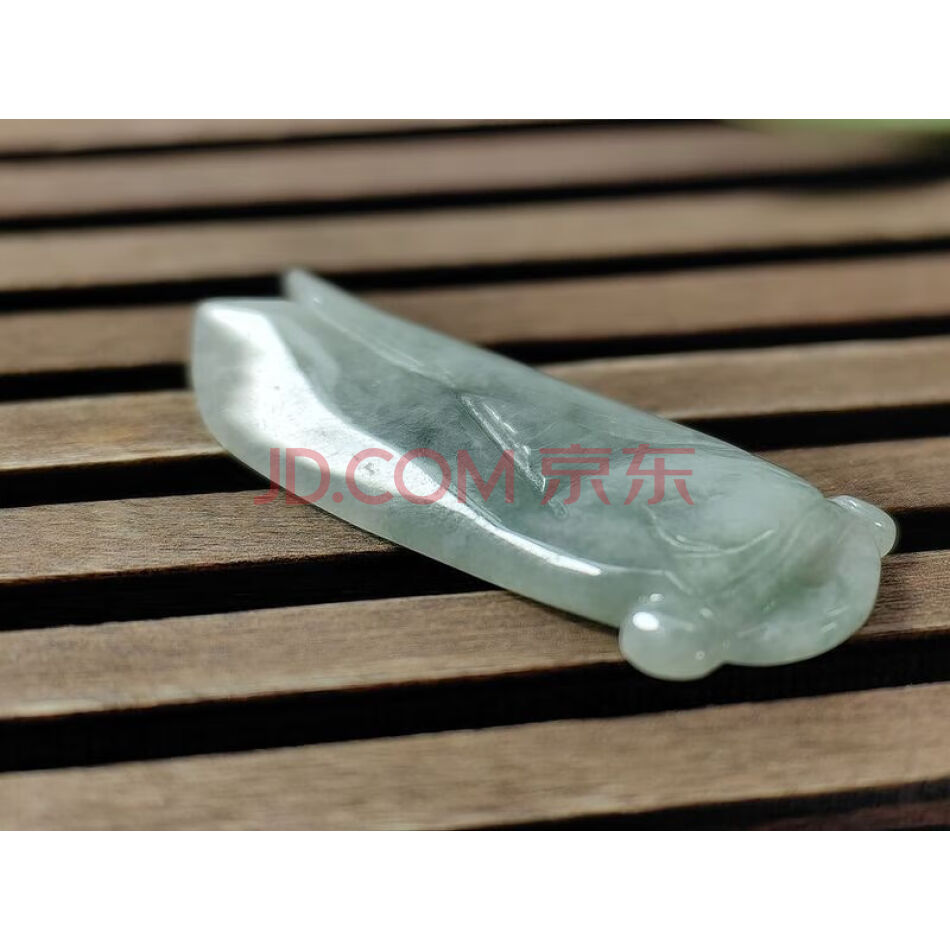 4344 天然翡翠A货飘绿精雕金蝉一鸣惊人吊坠