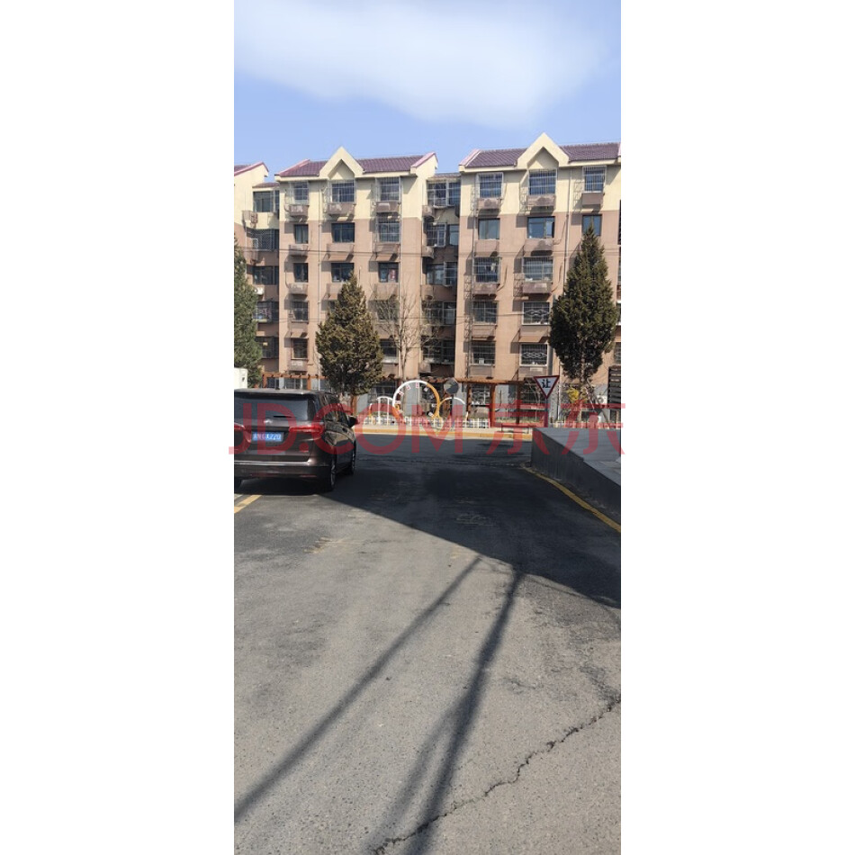 北京市延庆区湖南小区18号楼5至6层410(148.35㎡)