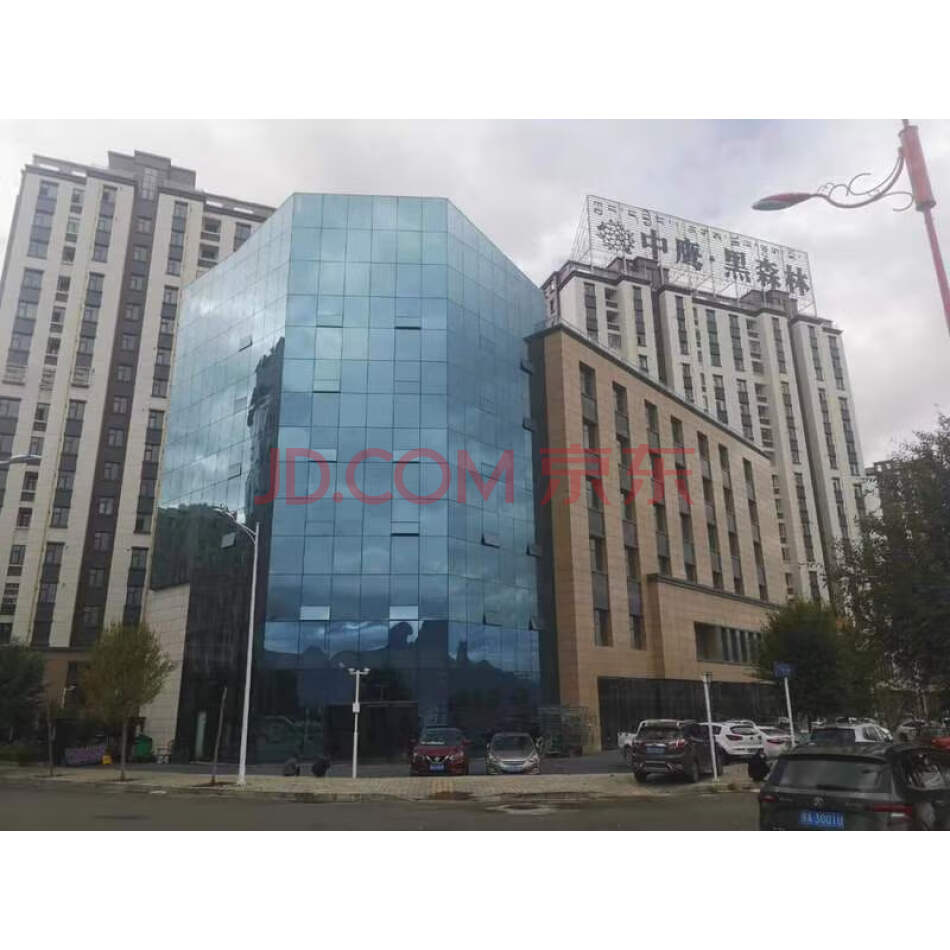 位于西藏自治区拉萨市堆龙德庆区香格里拉大街5号中鹰黑森林沿街商业2(2层) 2号