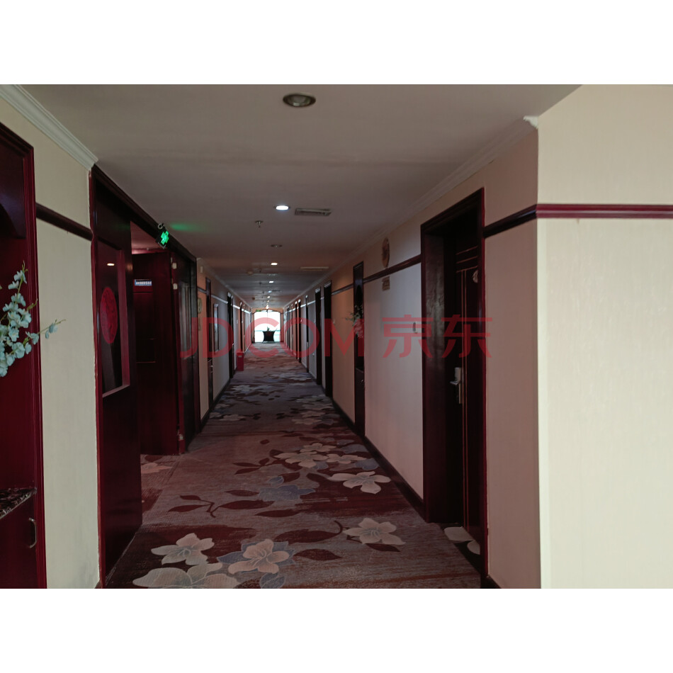 百色市新兴路体育广场南侧“恒升大厦”6-18层房产承租权