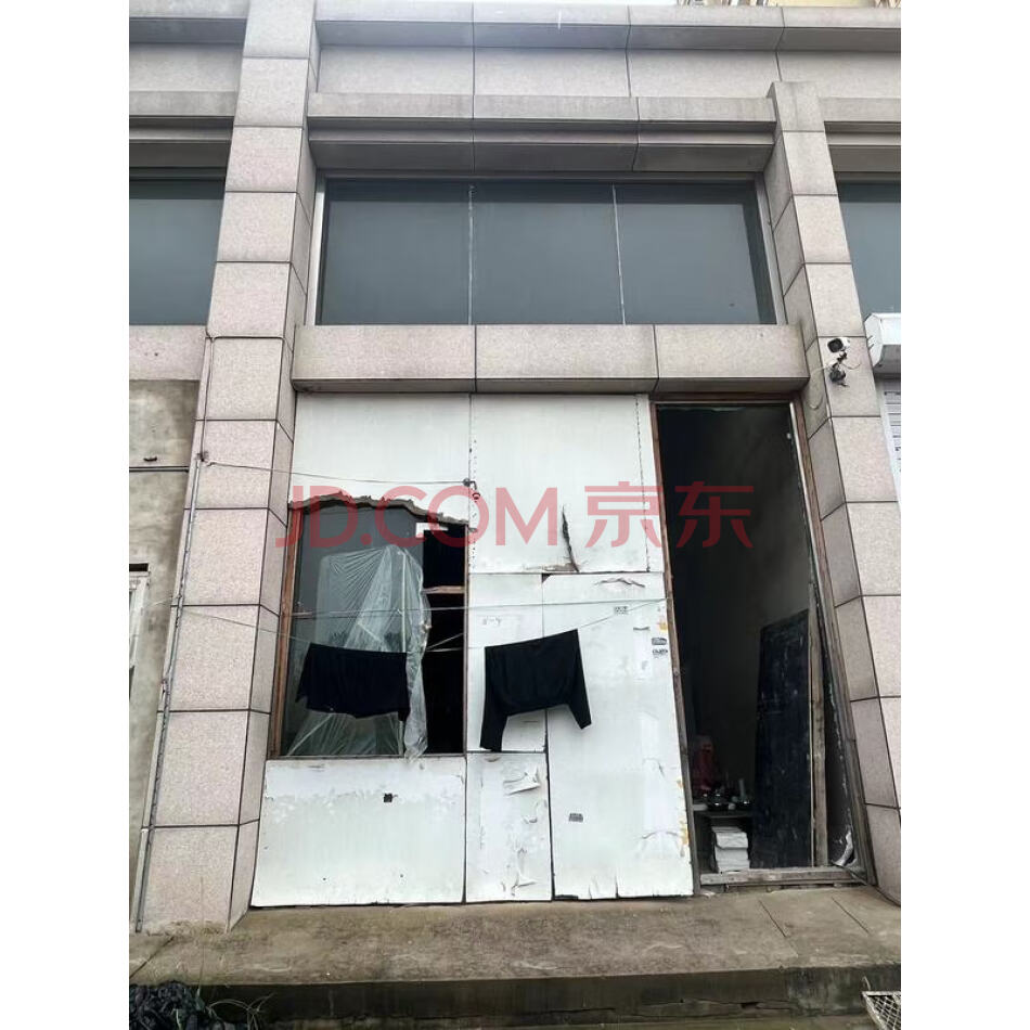 位于辽阳市文圣区太子河西路（华祥苑小区）18-6号1层网点一处