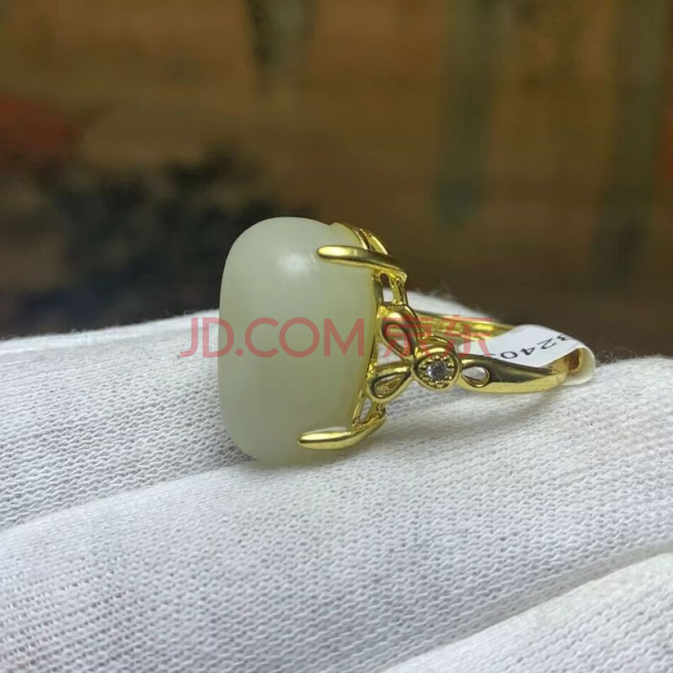 F465和田玉籽料原石镶嵌戒指一件尺寸内径可调节