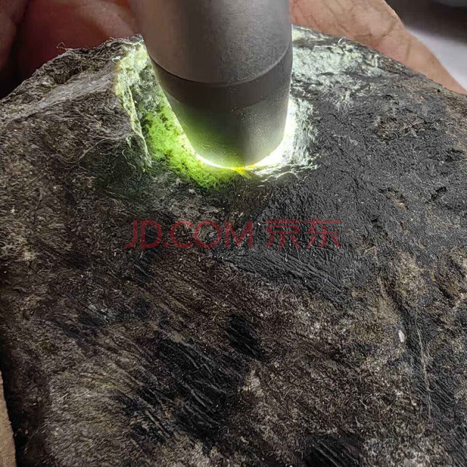 天然翡翠原石毛料（产品编号:BXDZT2330)