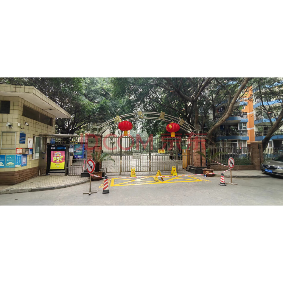 重庆市江北区鸿恩丽舍2号楼1-2房屋170个月租赁权
